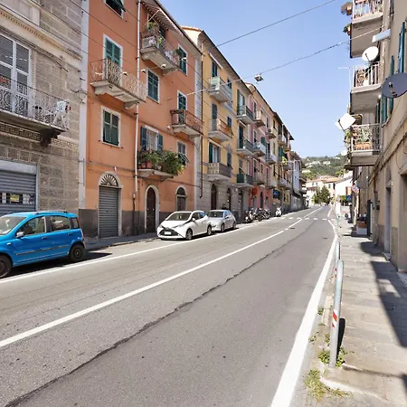 Grecale Lägenhet La Spezia